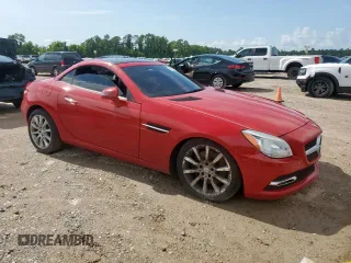 2016 Mercedes-Benz SLK 300 with VIN WDDPK3JA8GF115508, listed as a Copart auction lot 60453855 with 48,929 mi miles and Salvage title. Bid and sale history available at DreamBid. Image 4.