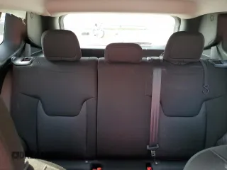 2023 Jeep Renegade Latitude с VIN ZACNJDB18PPP15934, выставлен на аукционе Copart как лот 54472165 с пробегом Не указан миль и Списание • Salvage title. История ставок и продаж доступна на DreamBid. Изображение 10.