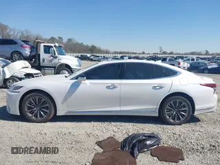 2018 Lexus LS with VIN JTHC51FF0J5001992, listed as a IAAI auction lot 41785989 with 53,957 mi miles. Bid and sale history available at carsss.com. Image 13.