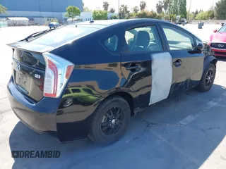 2014 Toyota Prius Four with VIN JTDKN3DU1E0393815, listed as a IAAI auction lot 42121737 with 136,090 mi miles and . Bid and sale history available at carsss.com. Image 4.
