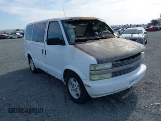 2005 Chevrolet Astro with VIN 1GNDM19X25B113690, listed as a IAAI auction lot 41758764 with Not Provided miles. Bid and sale history available at carsss.com. Image 1.