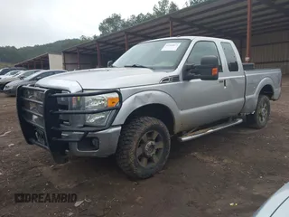 2011 Ford F-250 XL with VIN 1FT7X2B63BEB03510, listed as a IAAI auction lot 41526873 with 323,936 mi miles and . Bid and sale history available at DreamBid. Image 2.