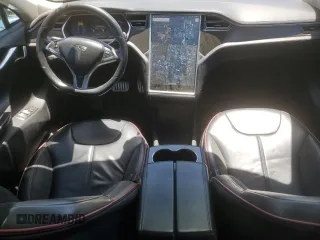 2013 Tesla Model S Performance с VIN 5YJSA1DP8DFP13075, выставлен на аукционе Copart как лот 59575955 с пробегом 106 169 миль миль и Чистый • Clean title. История ставок и продаж доступна на DreamBid. Изображение 8.