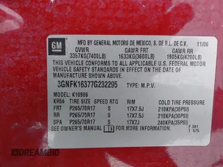2007 Chevrolet Suburban LT with VIN 3GNFK16377G232295, listed as a IAAI auction lot 41617144 with 229,159 mi miles. Bid and sale history available at carsss.com. Image 9.