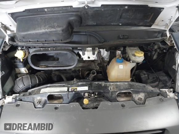 2018 Ram ProMaster Cargo z VIN 3C6TRVDG2JE160937, wystawiony jako IAAI lot #41654742 z przebiegiem 206 731 mil mil oraz . Historia ofert i sprzedaży dostępna na DreamBid. Obrazek 10.