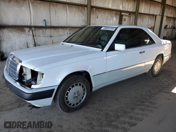 1991 Mercedes-Benz 300 CE с VIN WDBEA51D3MB285660, выставлен на аукционе Copart как лот 49656285 с пробегом 93 772 миль миль и Списание • Salvage title. История ставок и продаж доступна на DreamBid. Изображение 1.