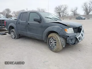 2014 Nissan Frontier SV z VIN 1N6AD0EV9EN726119, wystawiony jako IAAI lot #41349641 z przebiegiem 139 652 mil mil oraz . Historia ofert i sprzedaży dostępna na DreamBid. Obrazek 1.