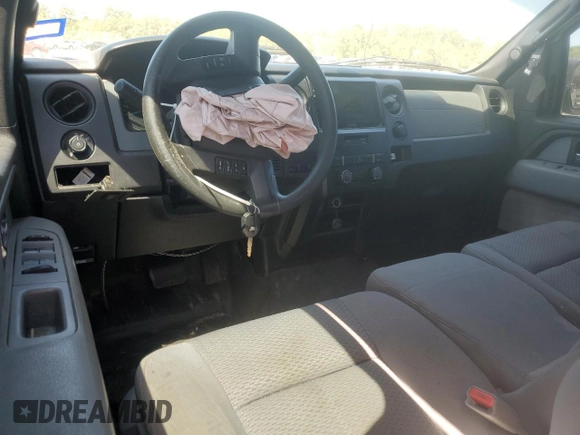 2014 Ford F-150 XL с VIN 1FTFX1EF0EKE38117, выставлен на аукционе Copart как лот 53186475 с пробегом Не указан миль и Списание • Salvage title. История ставок и продаж доступна на DreamBid. Изображение 8.