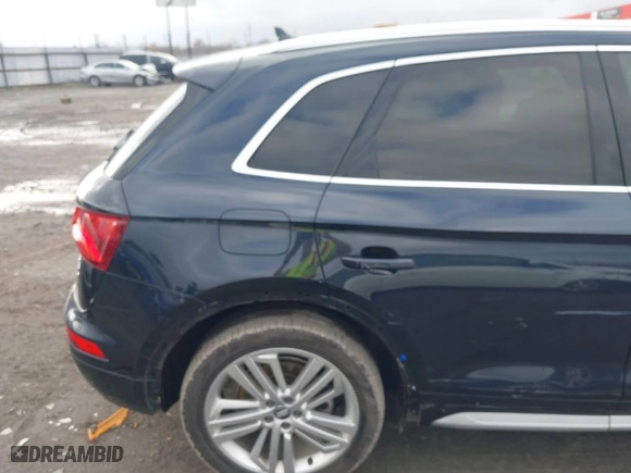 2018 Audi Q5 Premium Plus with VIN WA1BNAFYXJ2092411, listed as a IAAI auction lot 41051336 with 54,595 mi miles. Bid and sale history available at carsss.com. Image 19.