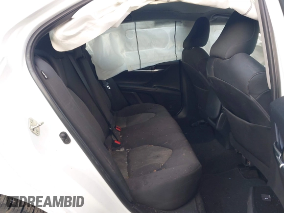 2019 Toyota Camry LE z VIN 4T1B11HK1KU804266, wystawiony jako IAAI lot #41226403 z przebiegiem 91 163 mil mil oraz . Historia ofert i sprzedaży dostępna na DreamBid. Obrazek 8.