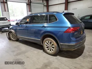 2018 Volkswagen Tiguan SEL with VIN 3VV3B7AX7JM055203, listed as a Copart auction lot 51358485 with 61,352 mi miles and Salvage Title. Bid and sale history available at DreamBid. Image 2.