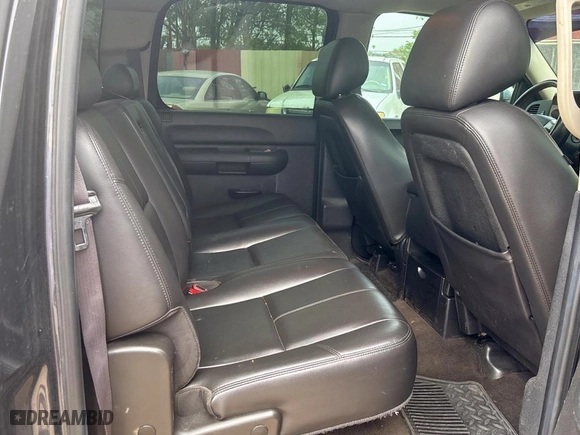2011 GMC Sierra 1500 SLE with VIN 3GTP1VE02BG304849, listed as a Copart auction lot 51705265 with 279,253 mi miles and Clean Title. Bid and sale history available at carsss.com. Image 6.
