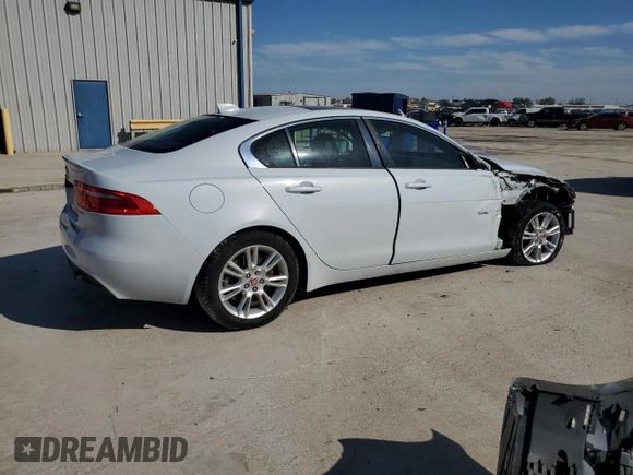 2018 Jaguar XE 25t Premium with VIN SAJAD4FX8JCP32379, listed as a Copart auction lot 72057744 with 55,313 mi miles and Clean Title. Bid and sale history available at carsss.com. Image 3.