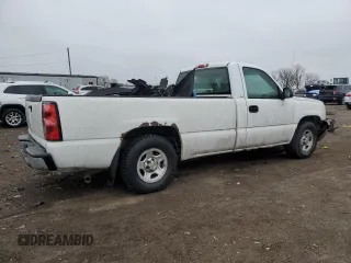 2004 Chevrolet Silverado 1500 Work Truck with VIN 1GCEC14X74Z121233, listed as a Copart auction lot 86571204 with 229,362 mi miles and Salvage Title. Bid and sale history available at carsss.com. Image 3.