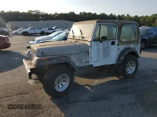 1992 Jeep Wrangler with VIN 2J4FY29S4NJ535731, listed as a Copart auction lot 70460304 with 120,205 mi miles and Non Repairable. Bid and sale history available at carsss.com. Image 1.
