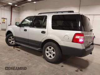 2015 Ford Expedition XL z VIN 1FMJU1GT2FEF24210, wystawiony jako IAAI lot #42146158 z przebiegiem 213 276 mil mil oraz . Historia ofert i sprzedaży dostępna na DreamBid. Obrazek 3.