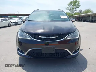 2017 Chrysler Pacifica Limited with VIN 2C4RC1GG8HR583927, listed as a IAAI auction lot 42062739 with 159,234 mi miles and . Bid and sale history available at DreamBid. Image 12.
