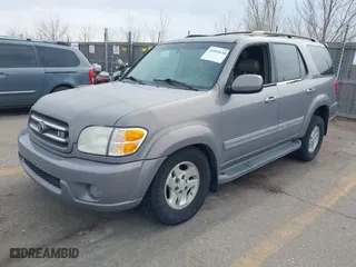 2001 Toyota Sequoia Limited with VIN 5TDBT48AX1S001532, listed as a IAAI auction lot 41543630 with 212,640 mi miles. Bid and sale history available at carsss.com. Image 2.