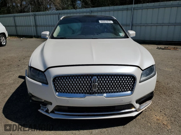 2017 Lincoln Continental with VIN 1LN6L9SK2H5611839, listed as a Copart auction lot 49261615 with 100,961 mi miles and Salvage Title. Bid and sale history available at DreamBid. Image 5.
