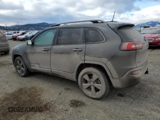 2017 Jeep Cherokee 75th Anniversary Edition с VIN 1C4PJMCS8HW509438, выставлен на аукционе Copart как лот 80353184 с пробегом 63 503 миль миль и Списание • Salvage title. История ставок и продаж доступна на DreamBid. Изображение 2.