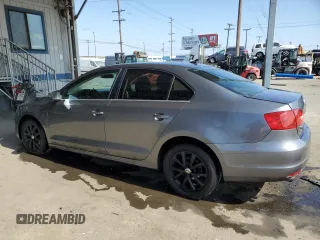 2013 Volkswagen Jetta SE z VIN 3VWDP7AJ8DM364387, wystawiony jako Copart lot #58773075 z przebiegiem 188 116 mil mil oraz Szkoda całkowita • Salvage title. Historia ofert i sprzedaży dostępna na DreamBid. Obrazek 2.