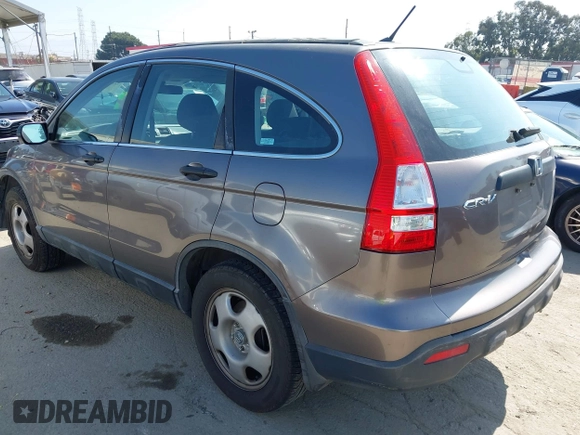 2009 Honda CR-V LX z VIN 5J6RE383X9L018083, wystawiony jako IAAI lot #42390495 z przebiegiem 235 184 mil mil oraz . Historia ofert i sprzedaży dostępna na DreamBid. Obrazek 3.