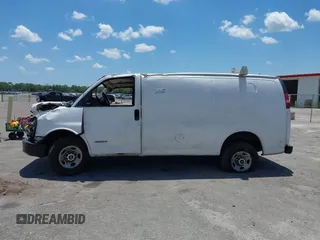 2005 Chevrolet Express Cargo z VIN 1GCGG25V451190638, wystawiony jako IAAI lot #42324482 z przebiegiem 649 488 mil mil oraz . Historia ofert i sprzedaży dostępna na DreamBid. Obrazek 13.