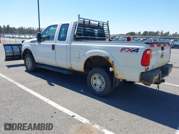 2015 Ford F-250 XLT z VIN 1FT7X2B6XFEA64744, wystawiony jako IAAI lot #41950505 z przebiegiem 200 300 mil mil oraz . Historia ofert i sprzedaży dostępna na DreamBid. Obrazek 3.