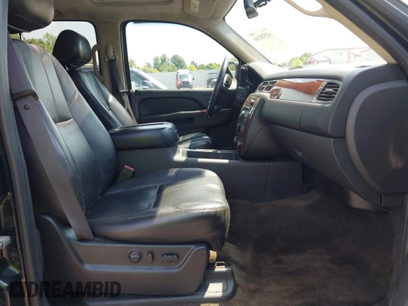 2011 Chevrolet Suburban LT with VIN 1GNSKJE34BR151246, listed as a IAAI auction lot 42520210 with 239,240 mi miles and . Bid and sale history available at DreamBid. Image 5.