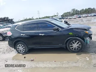 2015 Nissan Rogue SV with VIN KNMAT2MT3FP524304, listed as a IAAI auction lot 41716315 with 207,783 mi miles. Bid and sale history available at carsss.com. Image 14.