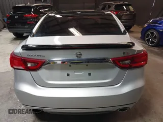 2016 Nissan Maxima SV z VIN 1N4AA6AP4GC415952, wystawiony jako IAAI lot #41806306 z przebiegiem 131 612 mil mil oraz . Historia ofert i sprzedaży dostępna na DreamBid. Obrazek 17.