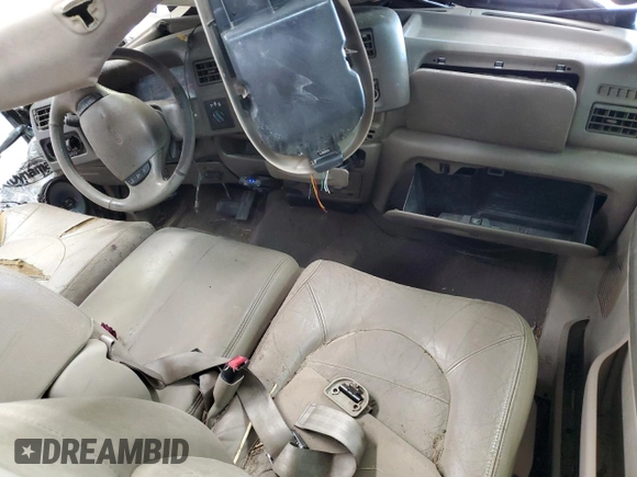 2000 Ford F-350 XL with VIN 1FTSW31F5YEC49047, listed as a Copart auction lot 71756504 with Not Provided miles and Salvage Title. Bid and sale history available at DreamBid. Image 8.