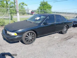 1996 Chevrolet Caprice Classic 1SA Special Value Pkg with VIN 1G1BL52PXTR141223, listed as a IAAI auction lot 41693524 with 1 mi miles. Bid and sale history available at carsss.com. Image 2.