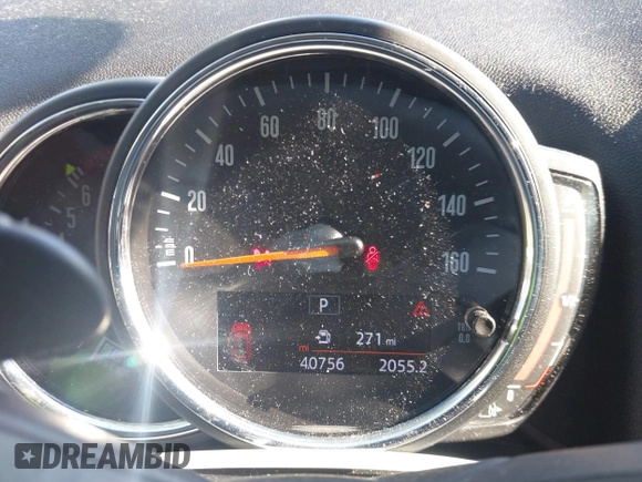 2019 MINI Countryman Cooper S with VIN WMZYT3C55K3E96839, listed as a IAAI auction lot 41478815 with 40,756 mi miles and . Bid and sale history available at DreamBid. Image 7.