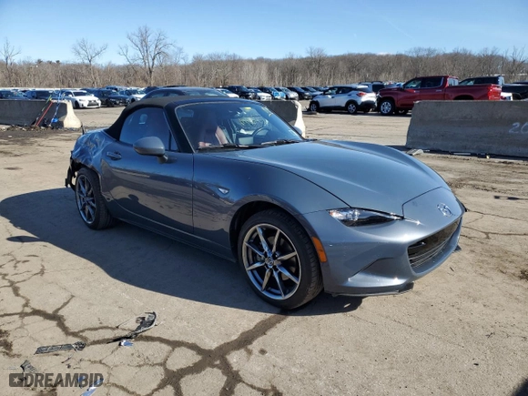 2020 Mazda MX-5 Miata Grand Touring with VIN JM1NDAD75L0418338, listed as a Copart auction lot 43420545 with NaN miles and Salvage Title. Bid and sale history available at carsss.com. Image 4.
