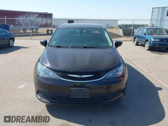 2017 Chrysler Pacifica Touring with VIN 2C4RC1DG7HR695171, listed as a IAAI auction lot 42230782 with 114,273 mi miles and . Bid and sale history available at DreamBid. Image 12.
