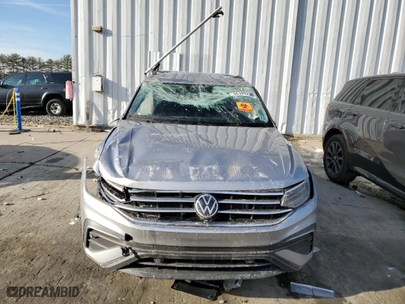 2022 Volkswagen Tiguan S with VIN 3VV0B7AX4NM131372, listed as a Copart auction lot 86389294 with 0 mi miles and Salvage Title. Bid and sale history available at carsss.com. Image 5.