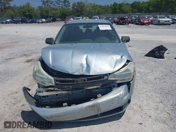 2009 Ford Focus SE with VIN 1FAHP35N19W232918, listed as a IAAI auction lot 42076066 with 165,953 mi miles. Bid and sale history available at carsss.com. Image 12.
