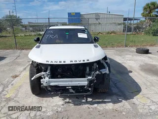 2018 Land Rover Range Rover Velar R-Dynamic SE z VIN SALYL2RV3JA743812, wystawiony jako IAAI lot #40842422 z przebiegiem 35 208 mil mil oraz . Historia ofert i sprzedaży dostępna na DreamBid. Obrazek 13.