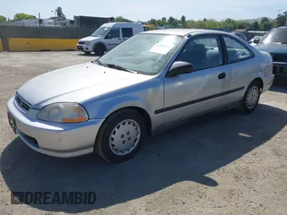 1997 Honda Civic DX with VIN 1HGEJ6220VL106203, listed as a IAAI auction lot 42098813 with 192,343 mi miles. Bid and sale history available at carsss.com. Image 2.