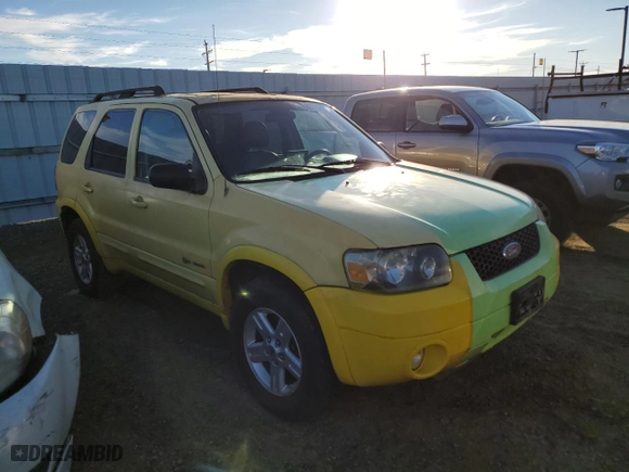 2007 Ford Escape Hybrid with VIN 1FMCU59HX7KB78516, listed as a Copart auction lot 88585615 with 440,082 mi miles and Clean Title. Bid and sale history available at carsss.com. Image 4.