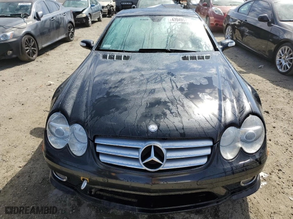 2007 Mercedes-Benz SL-Class 5.5L V8 with VIN WDBSK71F17F122774, listed as a Copart auction lot 47049575 with 0 mi miles and Salvage Title. Bid and sale history available at carsss.com. Image 5.