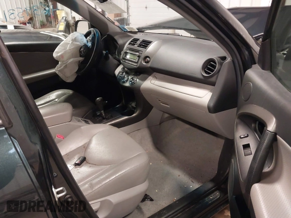 2012 Toyota RAV4 Limited with VIN 2T3DK4DV2CW090650, listed as a IAAI auction lot 41639531 with 176,086 mi miles. Bid and sale history available at carsss.com. Image 5.