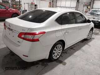 2014 Nissan Sentra S with VIN 3N1AB7AP4EL647453, listed as a IAAI auction lot 41950556 with 164,471 mi miles and . Bid and sale history available at DreamBid. Image 4.