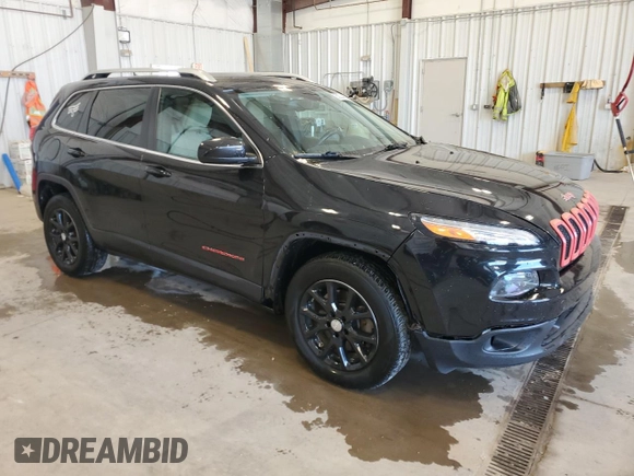 2015 Jeep Cherokee Latitude с VIN 1C4PJMCS1FW546067, выставлен на аукционе Copart как лот 63024585 с пробегом 188 112 миль миль и На запчасти • Non repairable. История ставок и продаж доступна на DreamBid. Изображение 4.