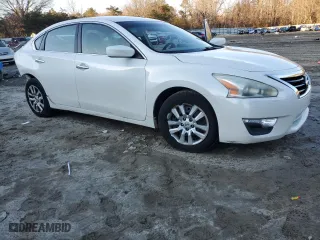 2013 Nissan Altima 2.5 S with VIN 1N4AL3AP2DC259057, listed as a Copart auction lot 44419885 with 209,661 mi miles and Salvage Title. Bid and sale history available at carsss.com. Image 4.