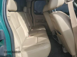 2010 GMC Sierra 1500 SLE z VIN 1GTSKVE36AZ201238, wystawiony jako Copart lot #42175665 z przebiegiem Nie podano mil oraz Szkoda całkowita • Salvage title. Historia ofert i sprzedaży dostępna na DreamBid. Obrazek 10.