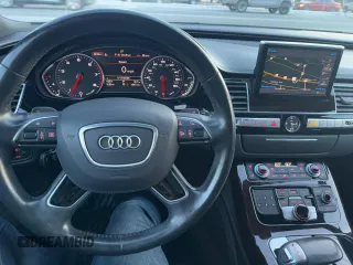 2018 Audi A8 L with VIN WAU44AFD1JN000497, listed as a Copart auction lot 41959925 with 169,713 mi miles and Clean Title. Bid and sale history available at carsss.com. Image 7.