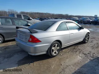 2005 Honda Civic LX with VIN 1HGEM215X5L064781, listed as a IAAI auction lot 41443405 with 303,293 mi miles. Bid and sale history available at carsss.com. Image 4.