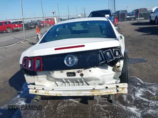 2013 Ford Mustang V6 with VIN 1ZVBP8AM6D5275902, listed as a IAAI auction lot 41750633 with 246,762 mi miles and . Bid and sale history available at DreamBid. Image 16.
